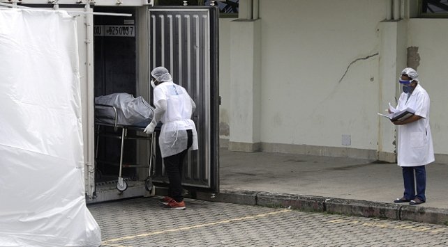 Brezilya ve Hindistan’da koronavirüs kaynaklı ölümler artıyor