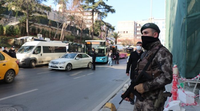 Denetimler sıklaştı! İstanbul’da çevik kuvvet sahaya indi