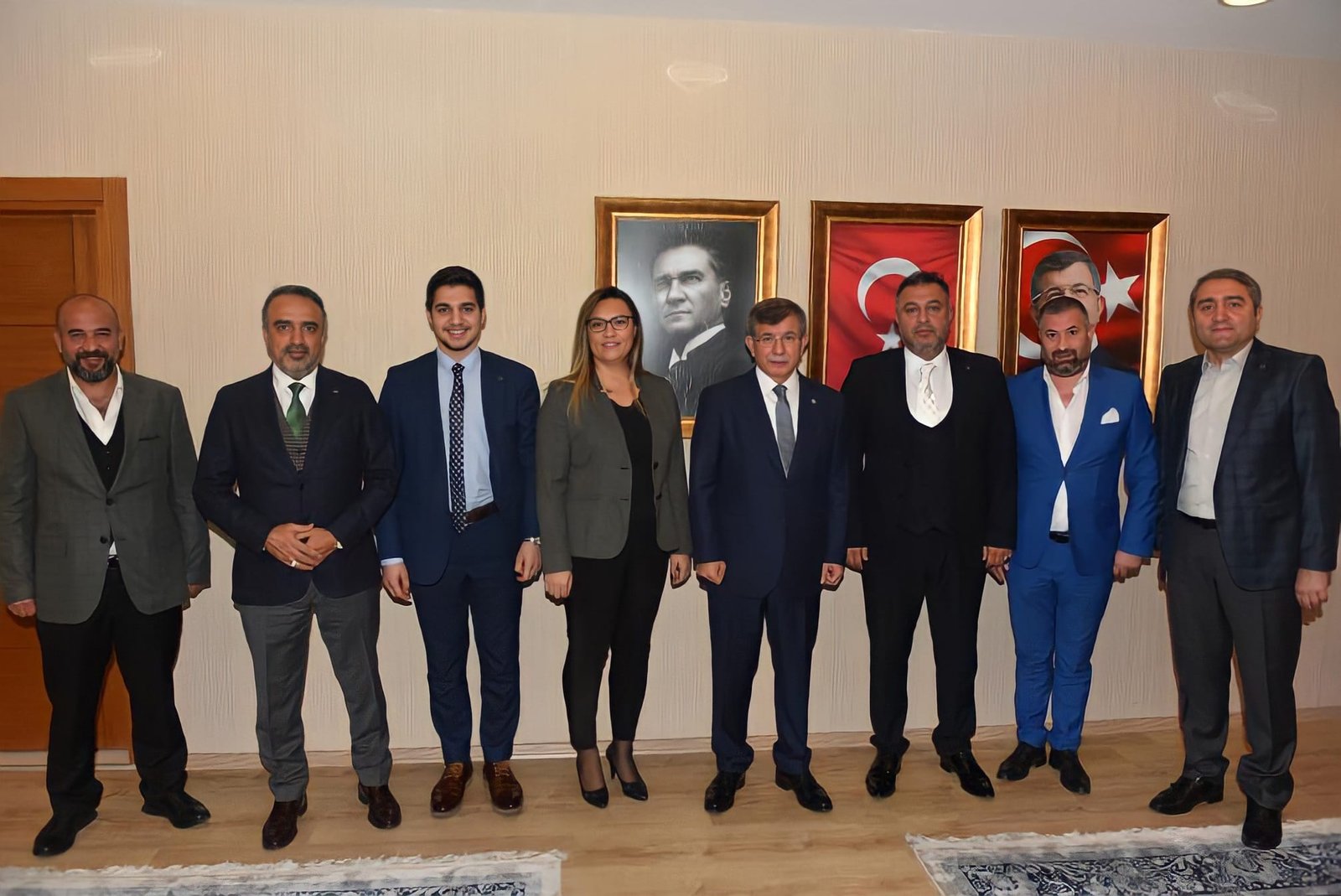 Prof.Dr. Ahmet Davutoğlu, Genç Siyasetçi Ahmet Bakır İle Bir Araya Geldi.